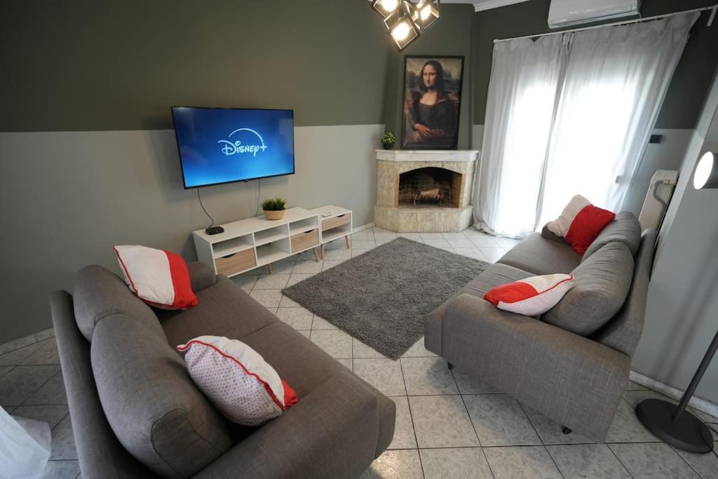 Modern Athenian Penthouse Apartment Athens
